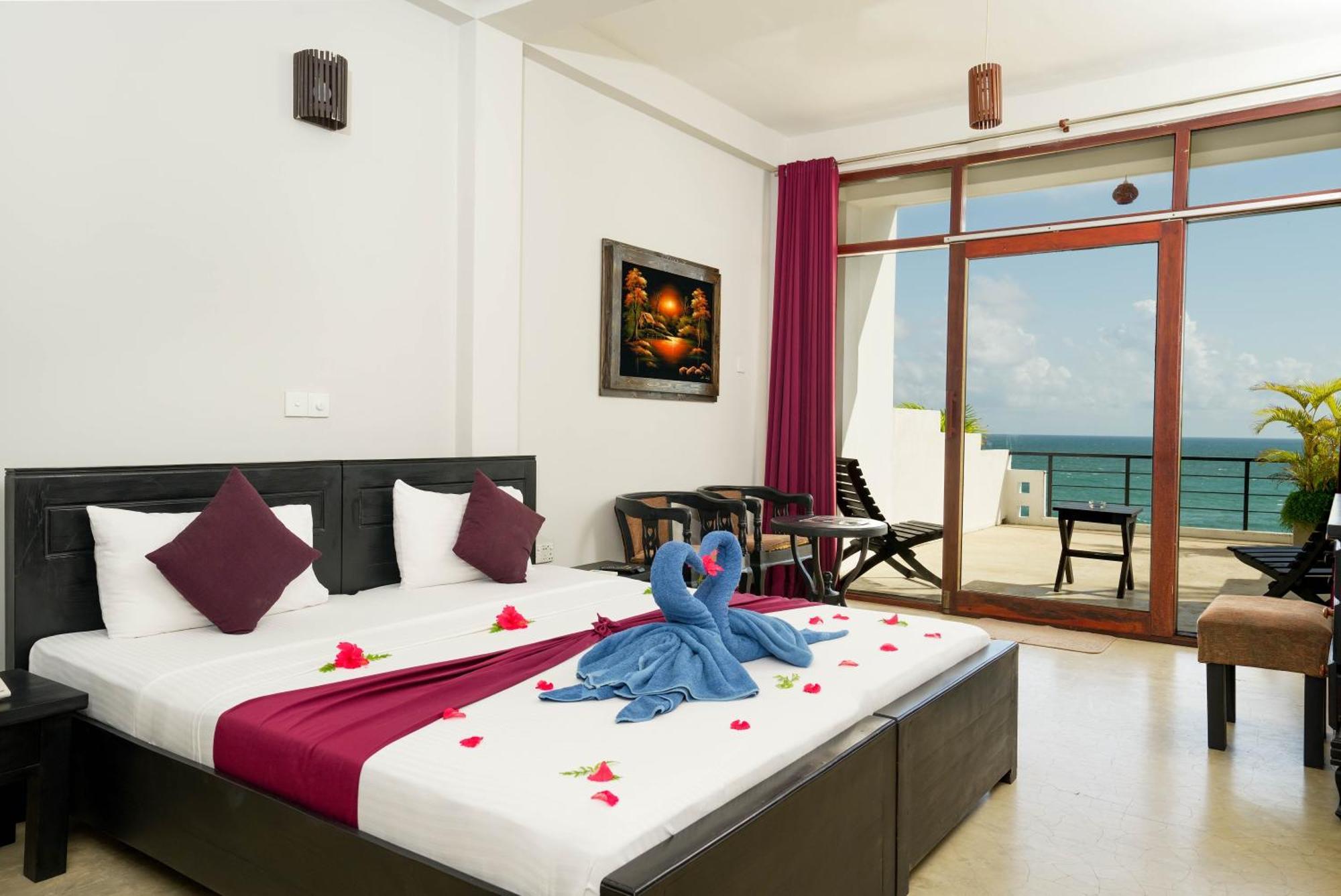 Hotel Silan Mo Мириса Екстериор снимка