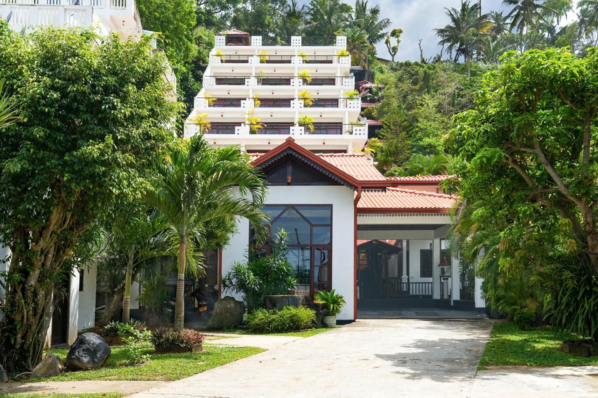 Hotel Silan Mo Мириса Екстериор снимка